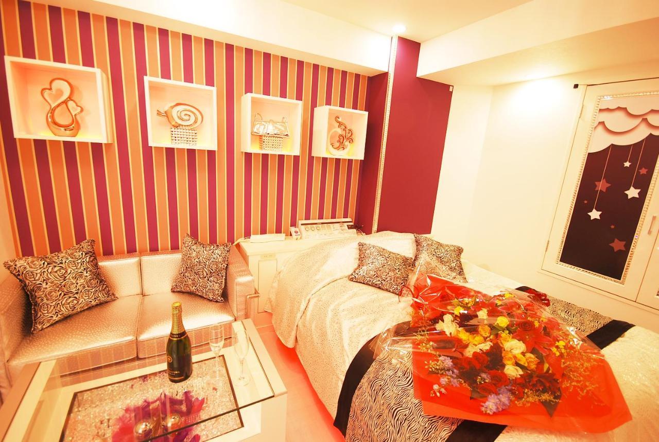 טוקיו Hotel Sara Kinshicho (Adults Only) מראה חיצוני תמונה